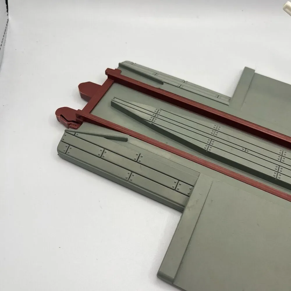 1988 Playskool Express Train Track Road Crossing Replacement Part Rerailer